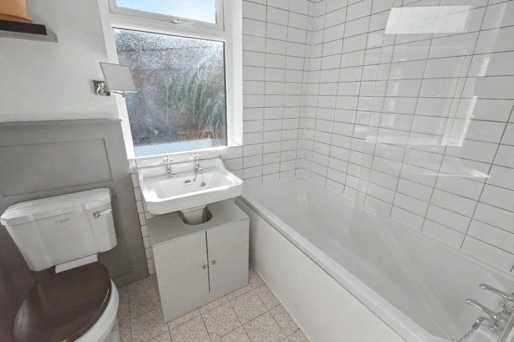 Pinder View, Leeds, LS12, photo 9