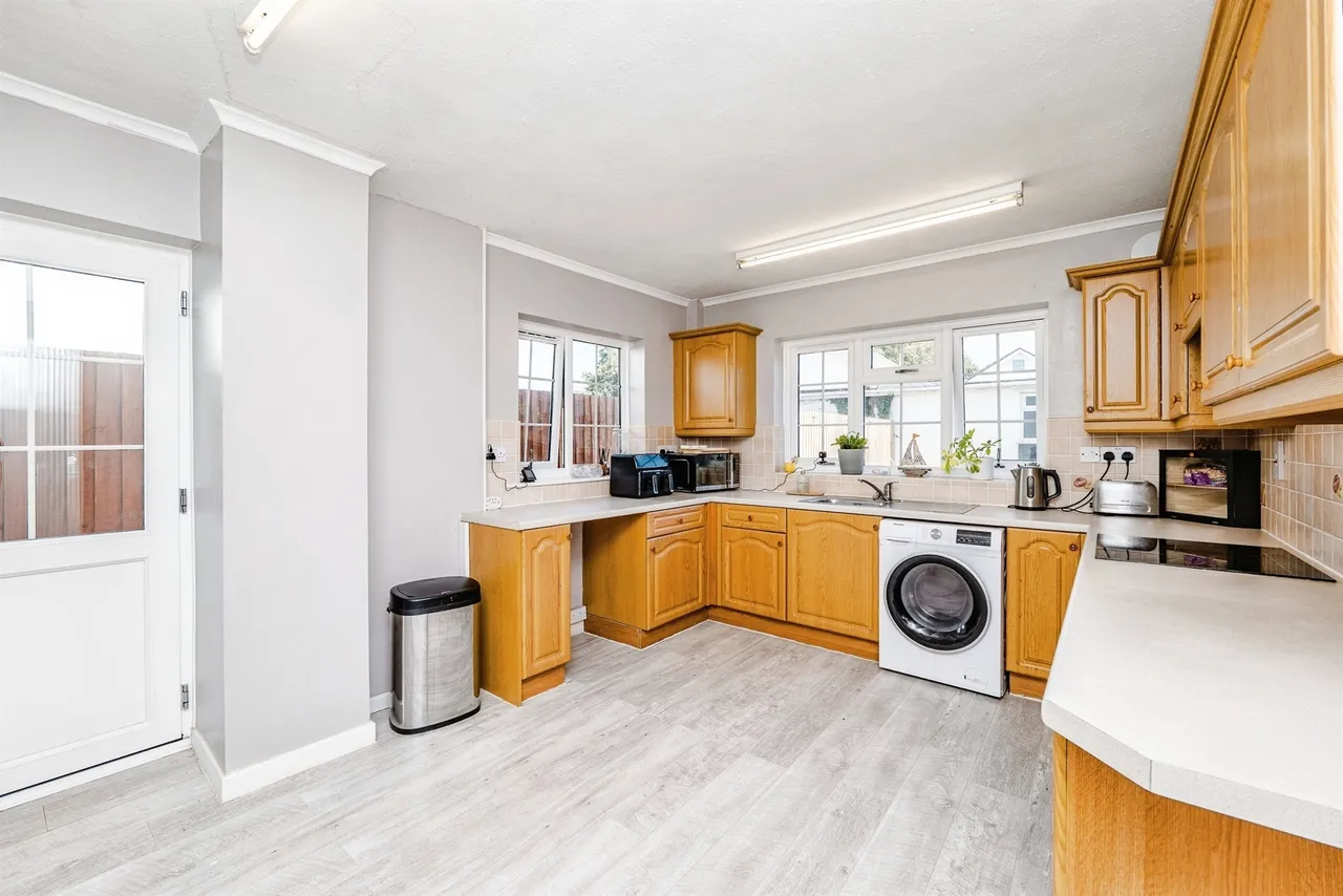 St. Brides Road, Bridgend, CF35, photo 7