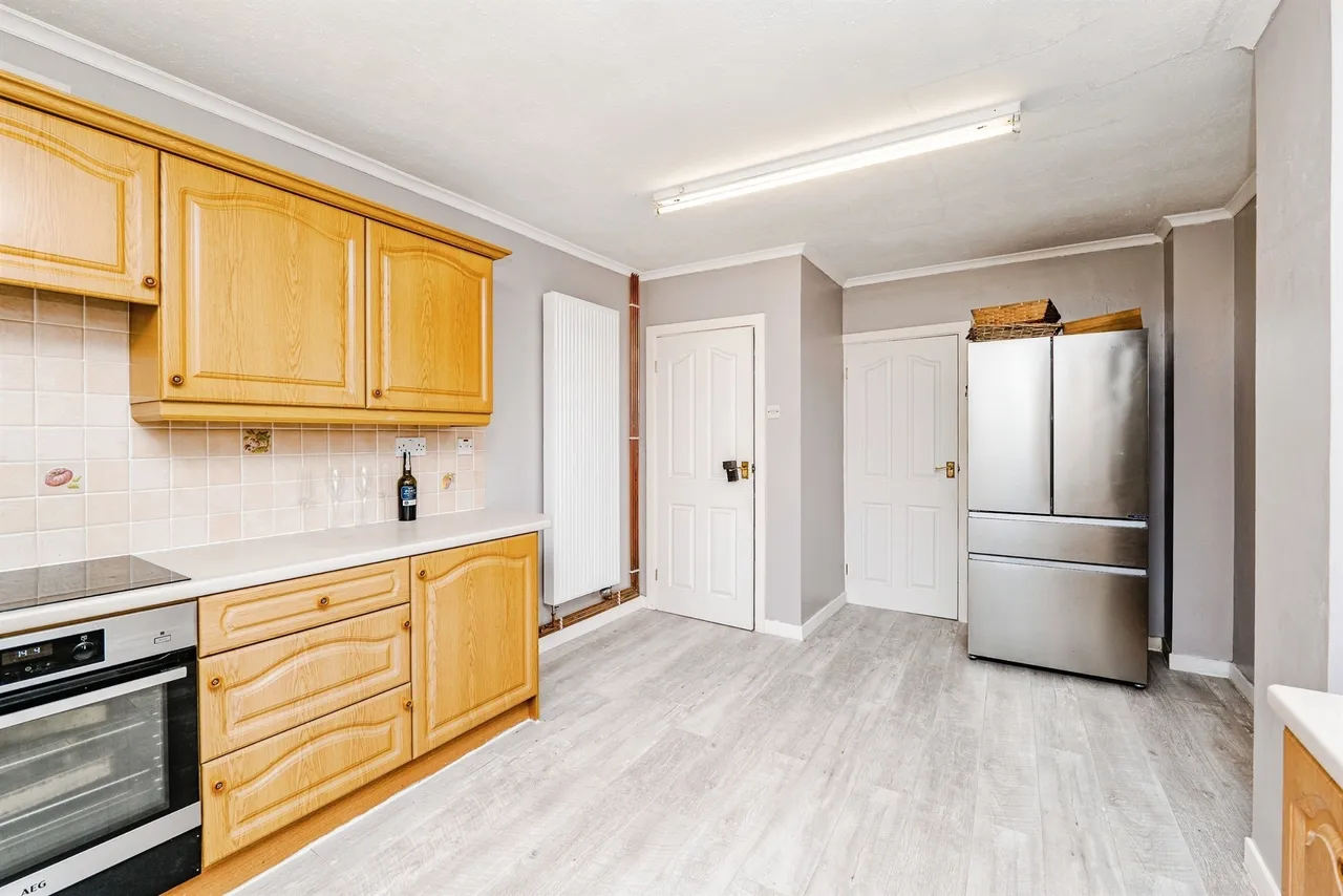 St. Brides Road, Bridgend, CF35, photo 8