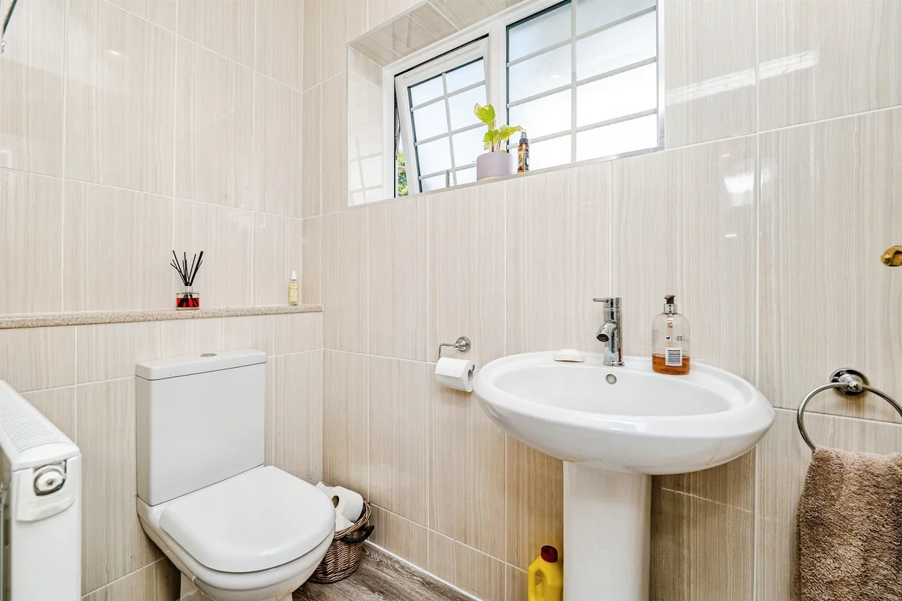St. Brides Road, Bridgend, CF35, photo 12