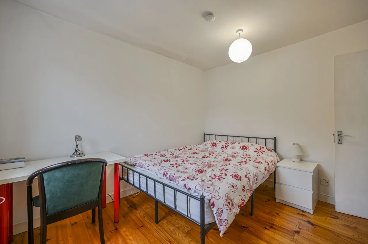 London, E13, photo 9