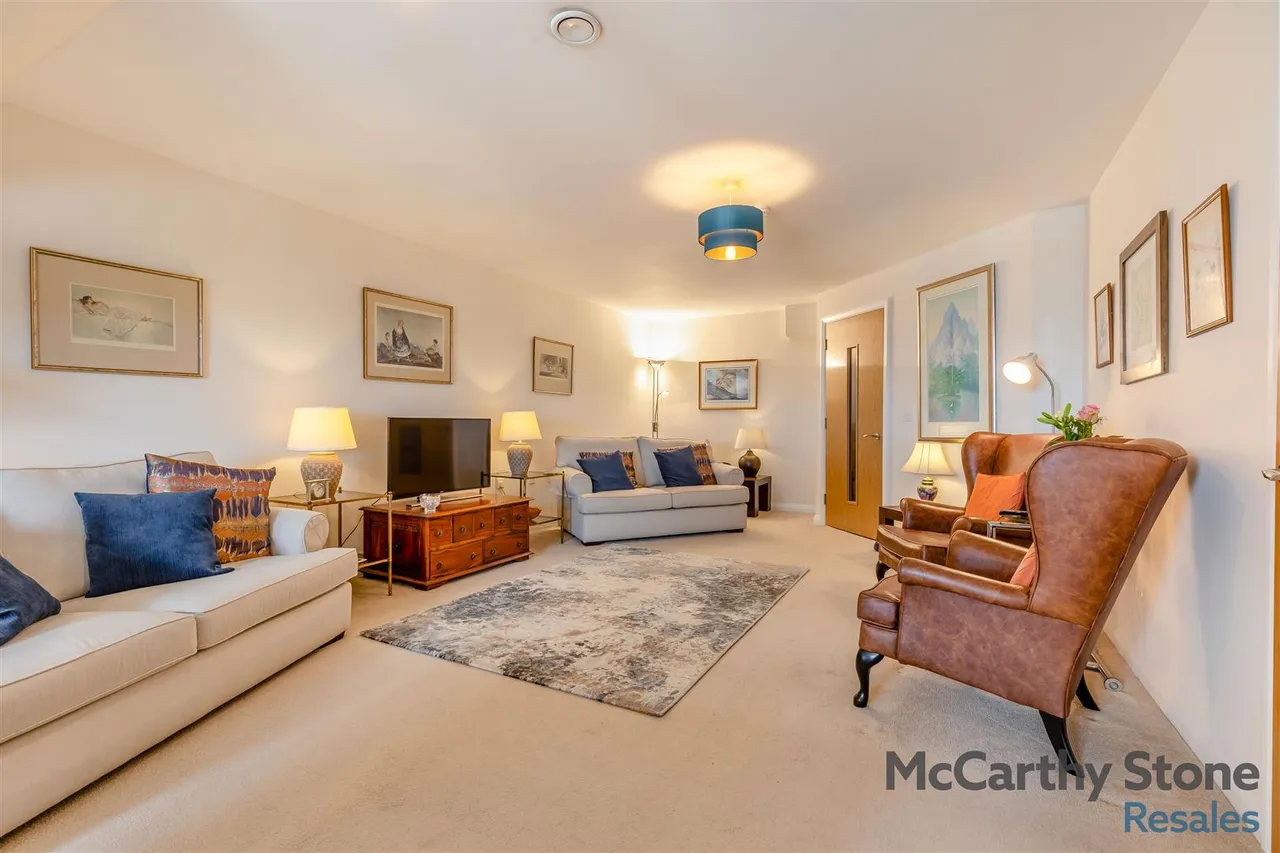 Coare Street, Macclesfield, SK10, photo 4