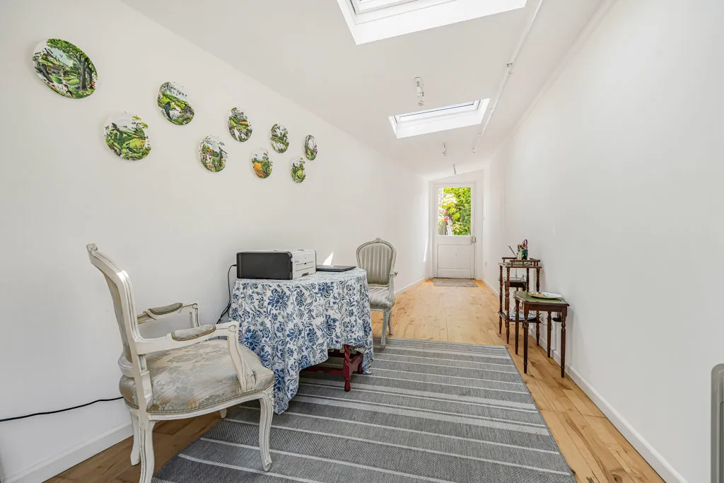 Turnoak Avenue, Woking, GU22, photo 15