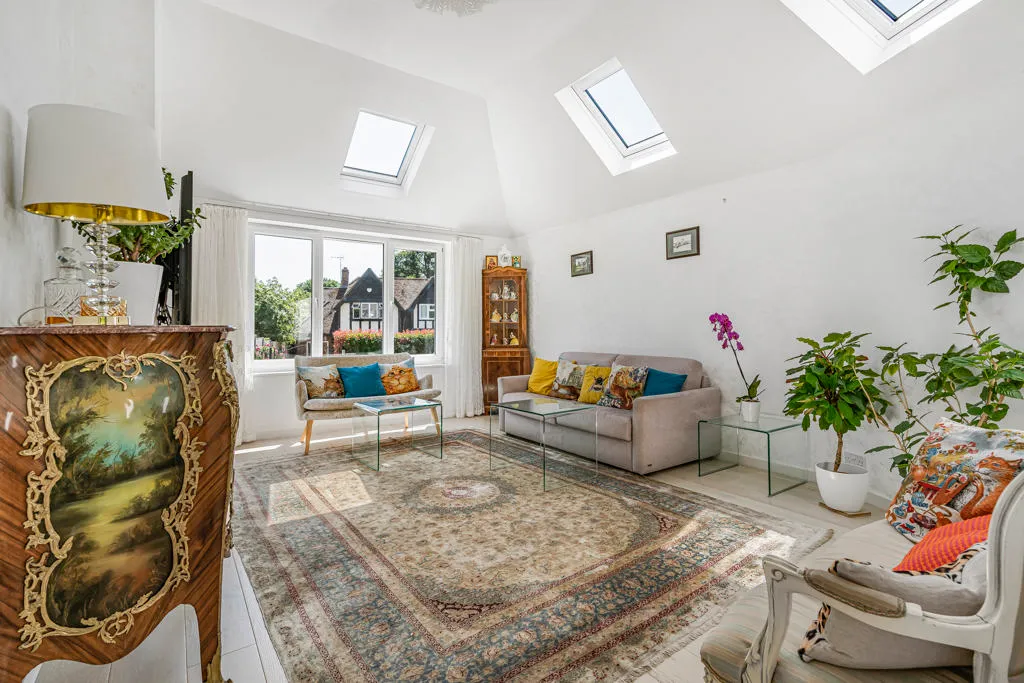 Turnoak Avenue, Woking, GU22, photo 20