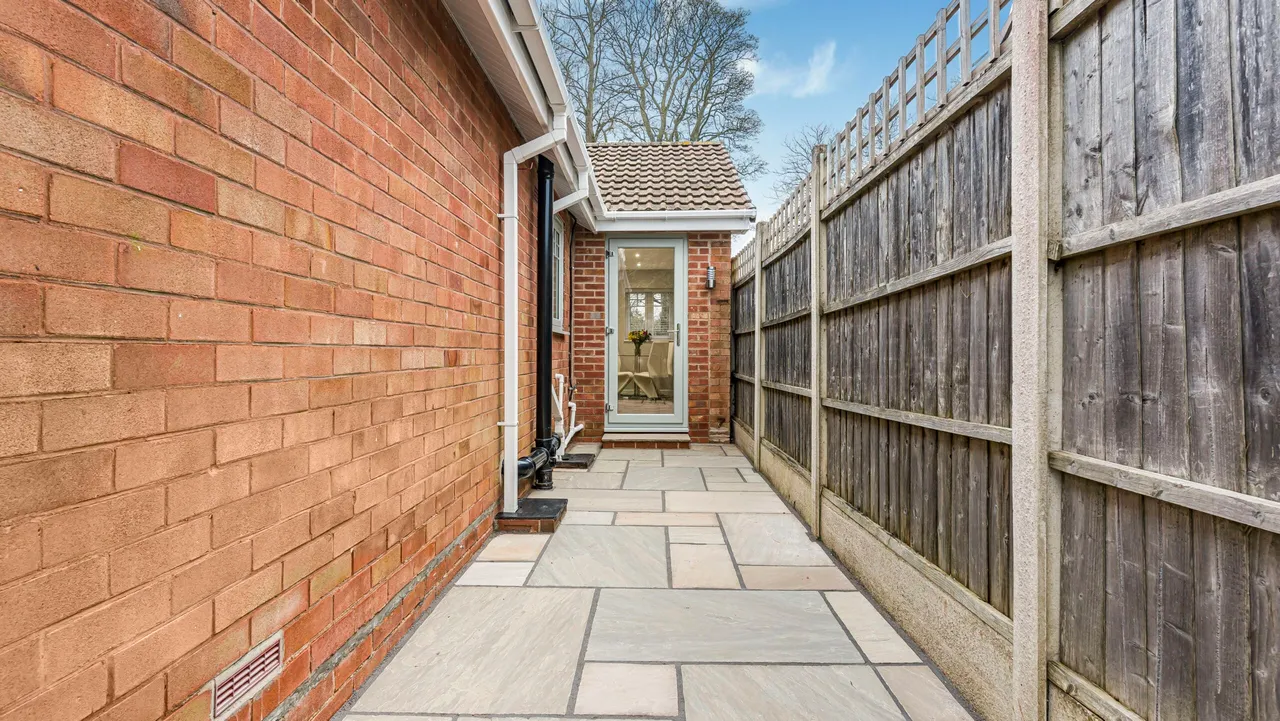 Sharrat Field, Sutton Coldfield, Sutton Coldfield, B75 6QT, photo 25