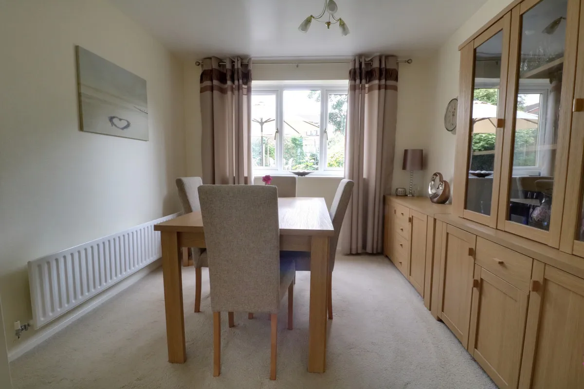 Hornet Way, Telford, photo 6