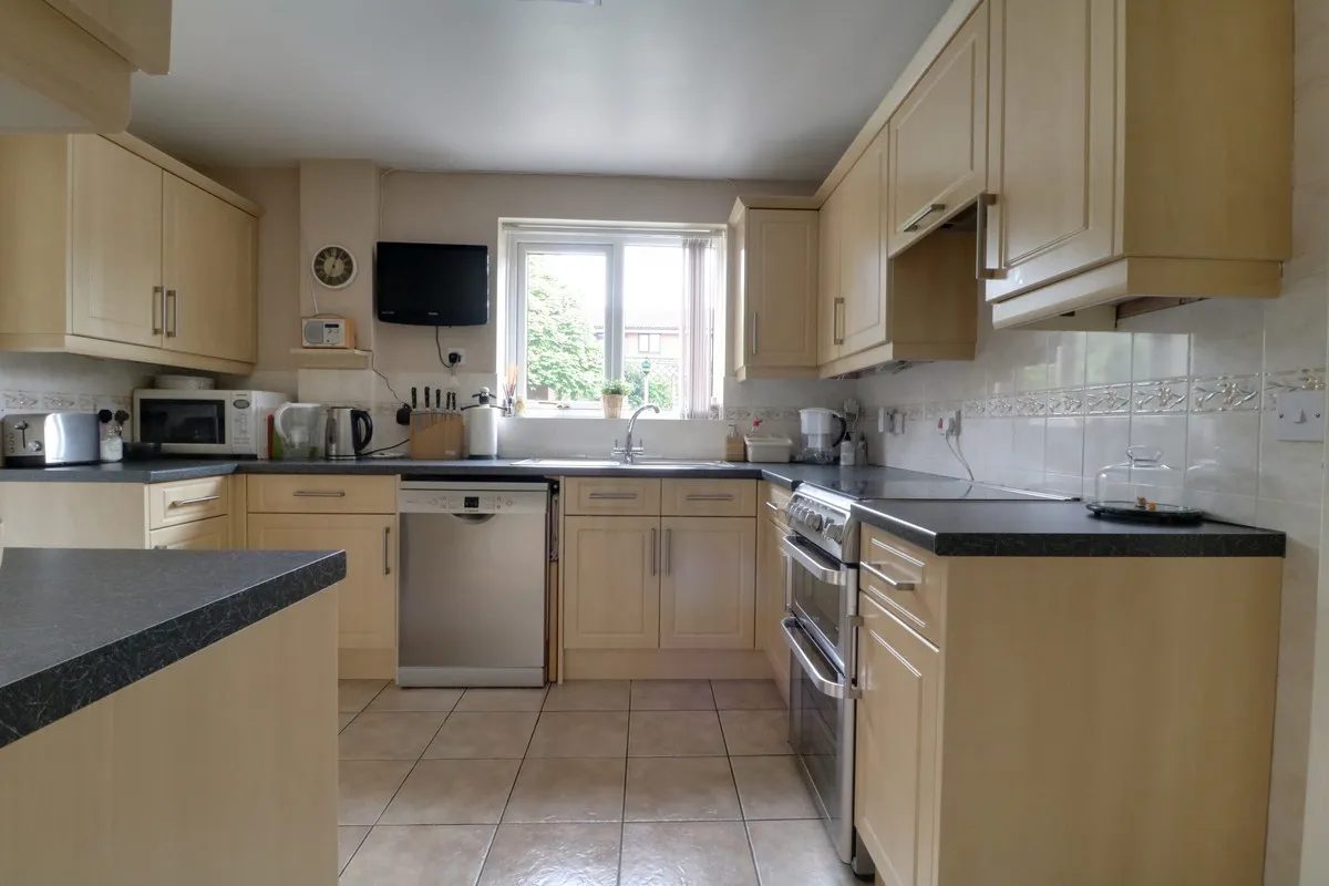 Hornet Way, Telford, photo 10