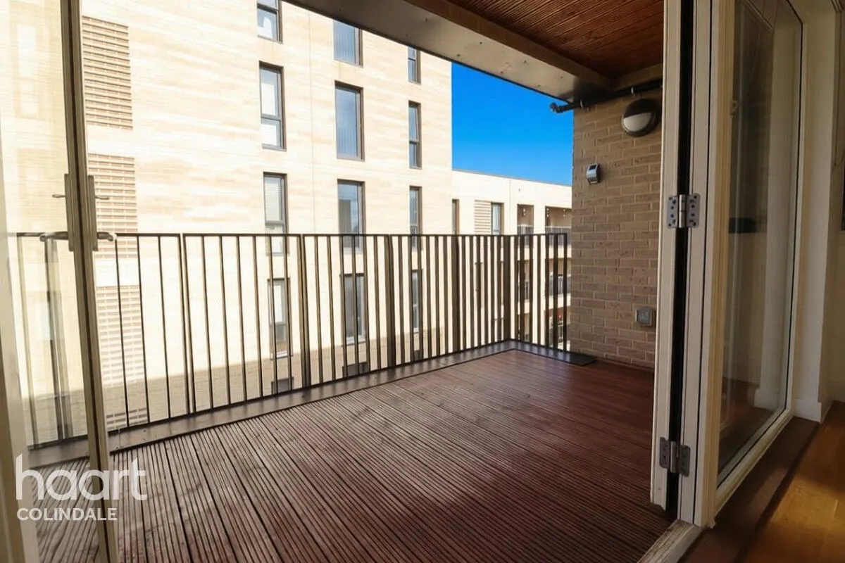 Bristol Avenue, London, NW9, photo 5