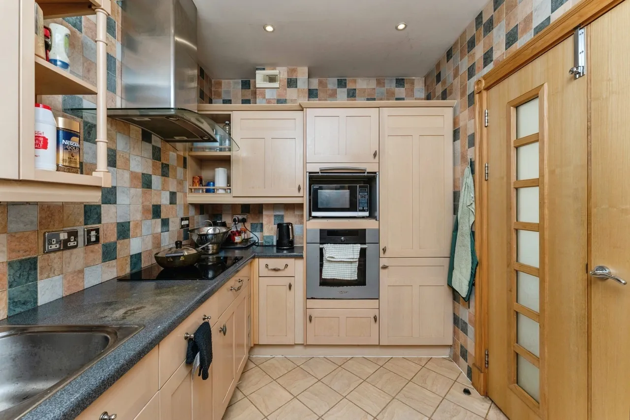 Foregate Street, Chester, CH1, photo 6