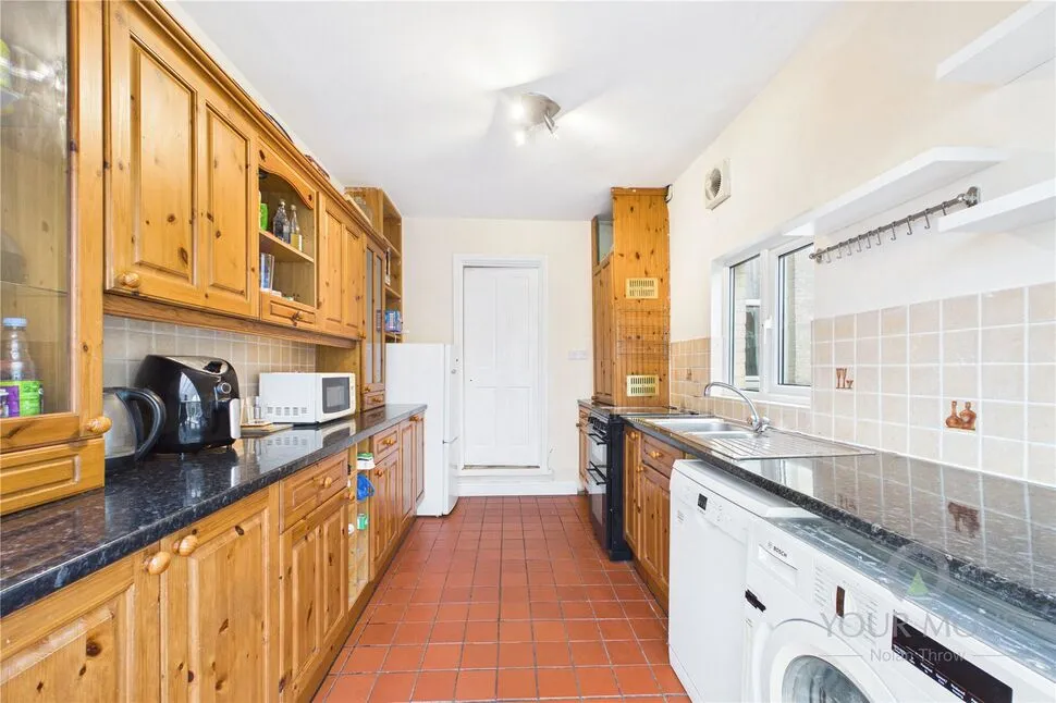 Beechwood Road, Duston, NN5, photo 17
