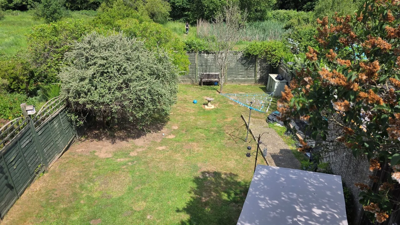 Springfield Road, Westcott, Dorking, photo 9