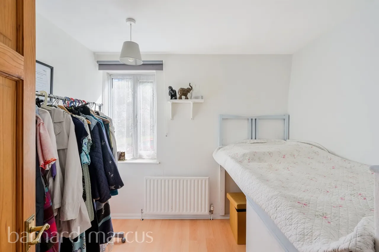 Springfield Road, Westcott, Dorking, photo 8