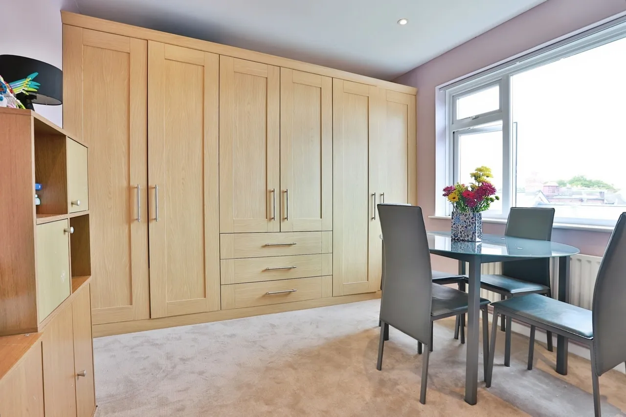 Strides Lane, Ringwood, BH24, photo 3