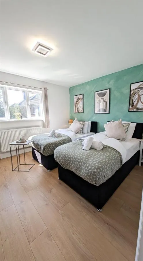 Peel Court, Slough, SL1, photo 5