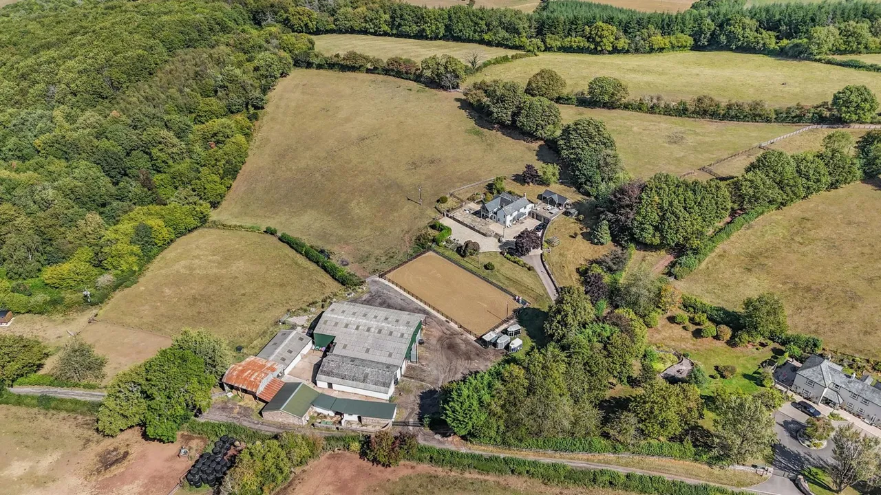 4 bed house for sale, Devauden, Chepstow, NP16