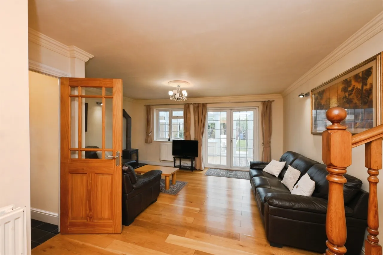 Stanstead Road, Hoddesdon, photo 2