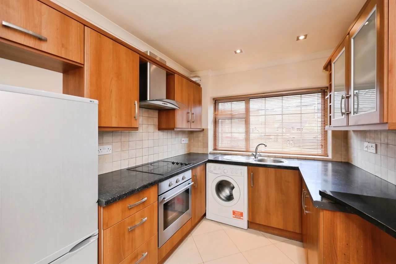 Stanstead Road, Hoddesdon, photo 5