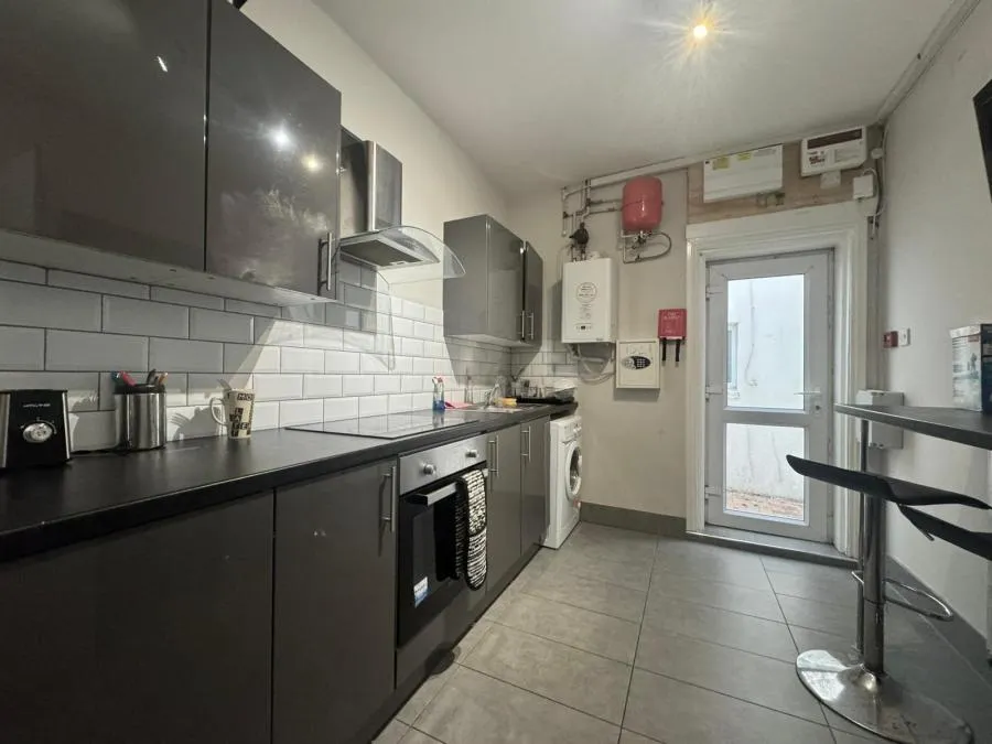 Constitution Hill Road, Poole, BH14, photo 4