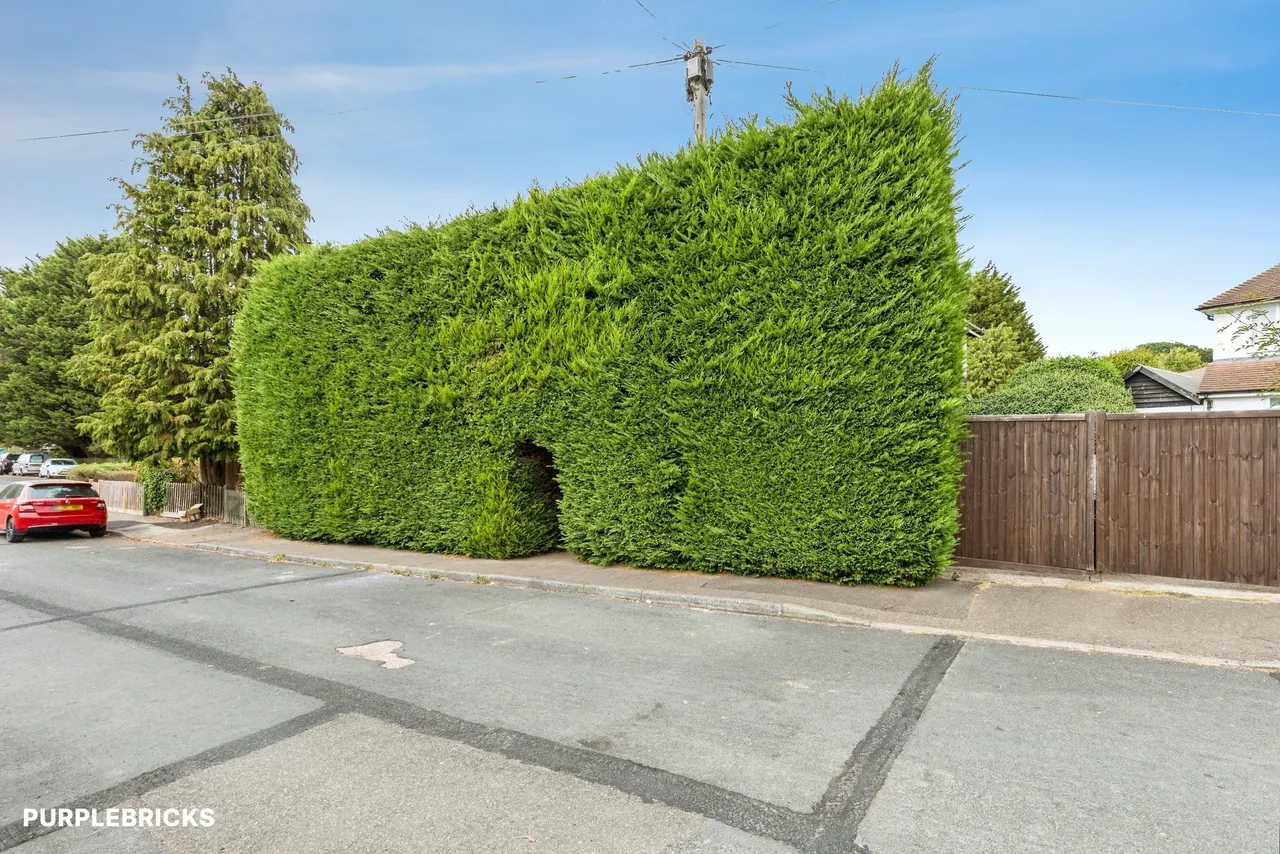 Bethune Road, Horsham, RH13, photo 25
