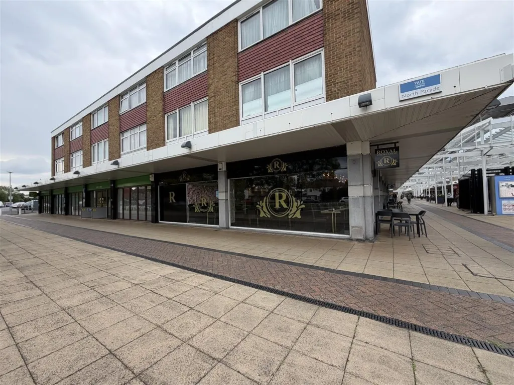 restaurant & take away to rent — North Parade, Yate, Bristol, BS37 4AN