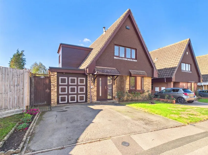 3 bed house for sale, Pineway, Abbeydale