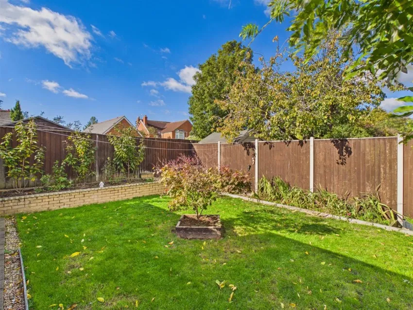 Pineway, Abbeydale, photo 15