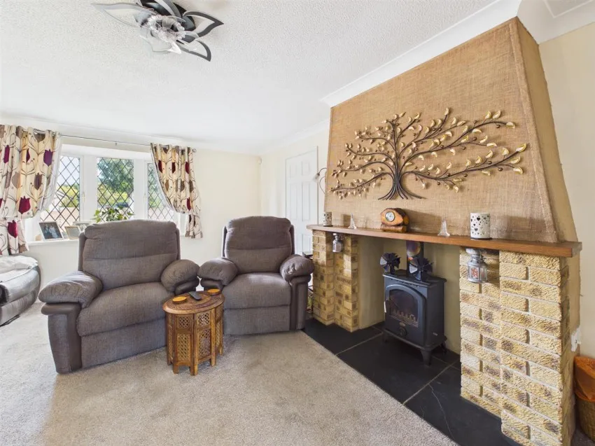 Pineway, Abbeydale, photo 8