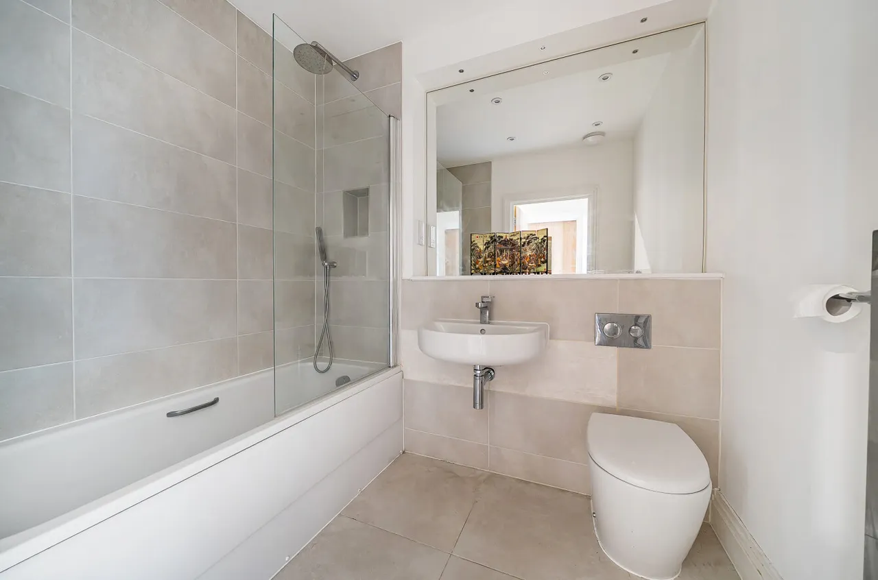 London Road, Binfield, Bracknell, Berkshire, RG42 4FG, photo 13