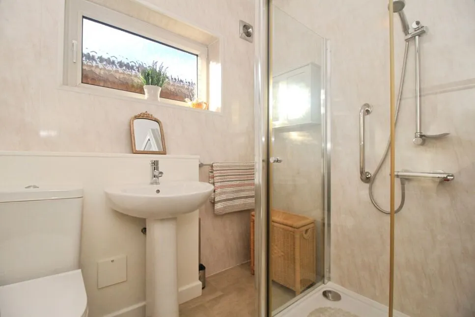 Calver Crescent, Sapcote, LE9, photo 8