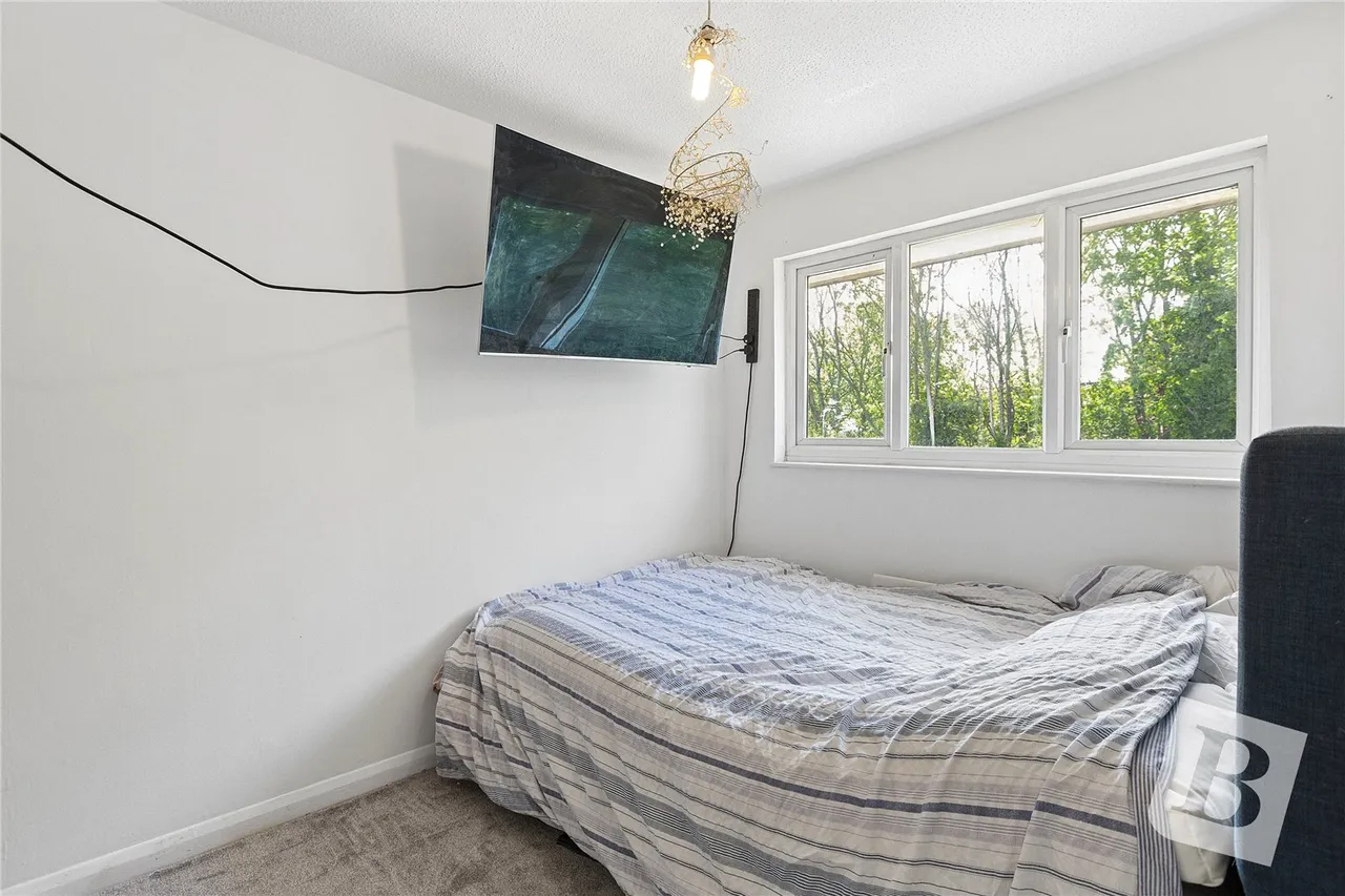 Copperfields Way, Romford, RM3, photo 6