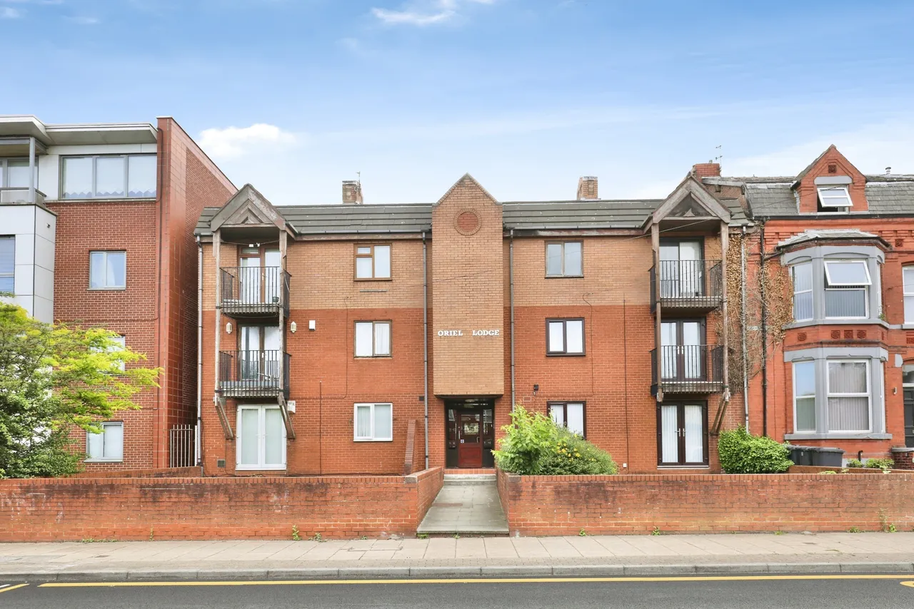 1 bed flat for sale — Oriel Road, Bootle