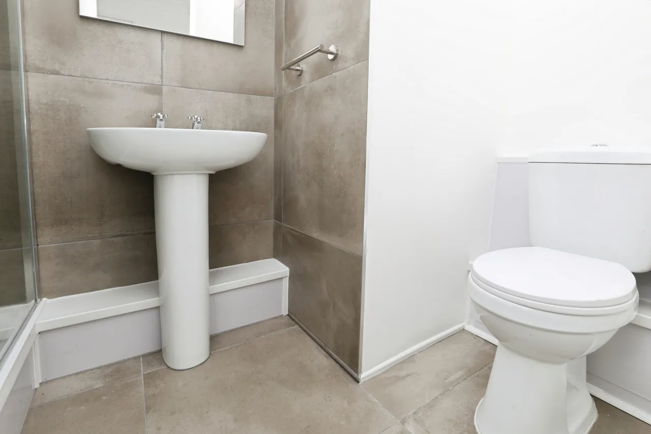 Oriel Road, Bootle, photo 7