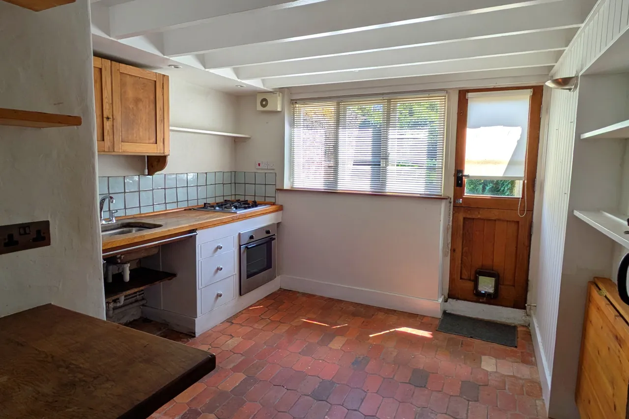 Causeway, Horsham, RH12, photo 5