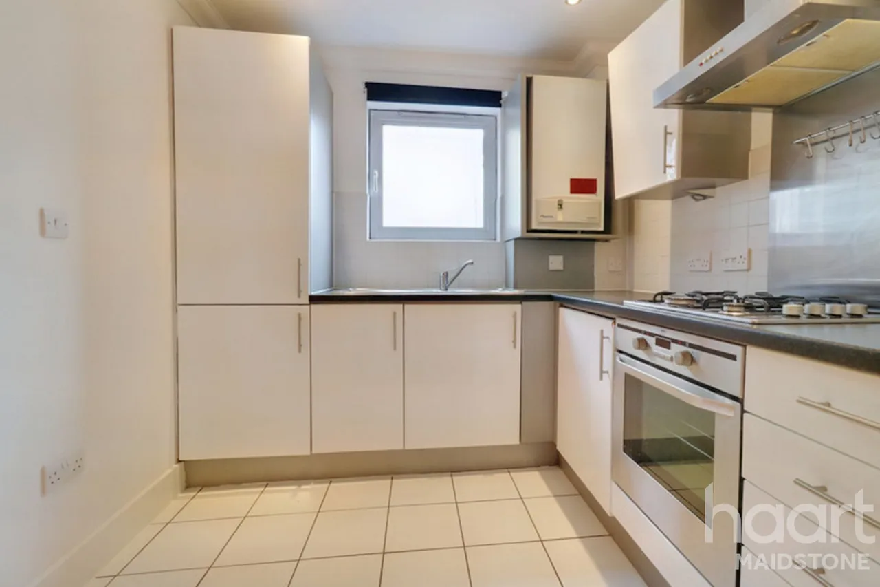 Orchard Close, Maidstone, ME15, photo 2