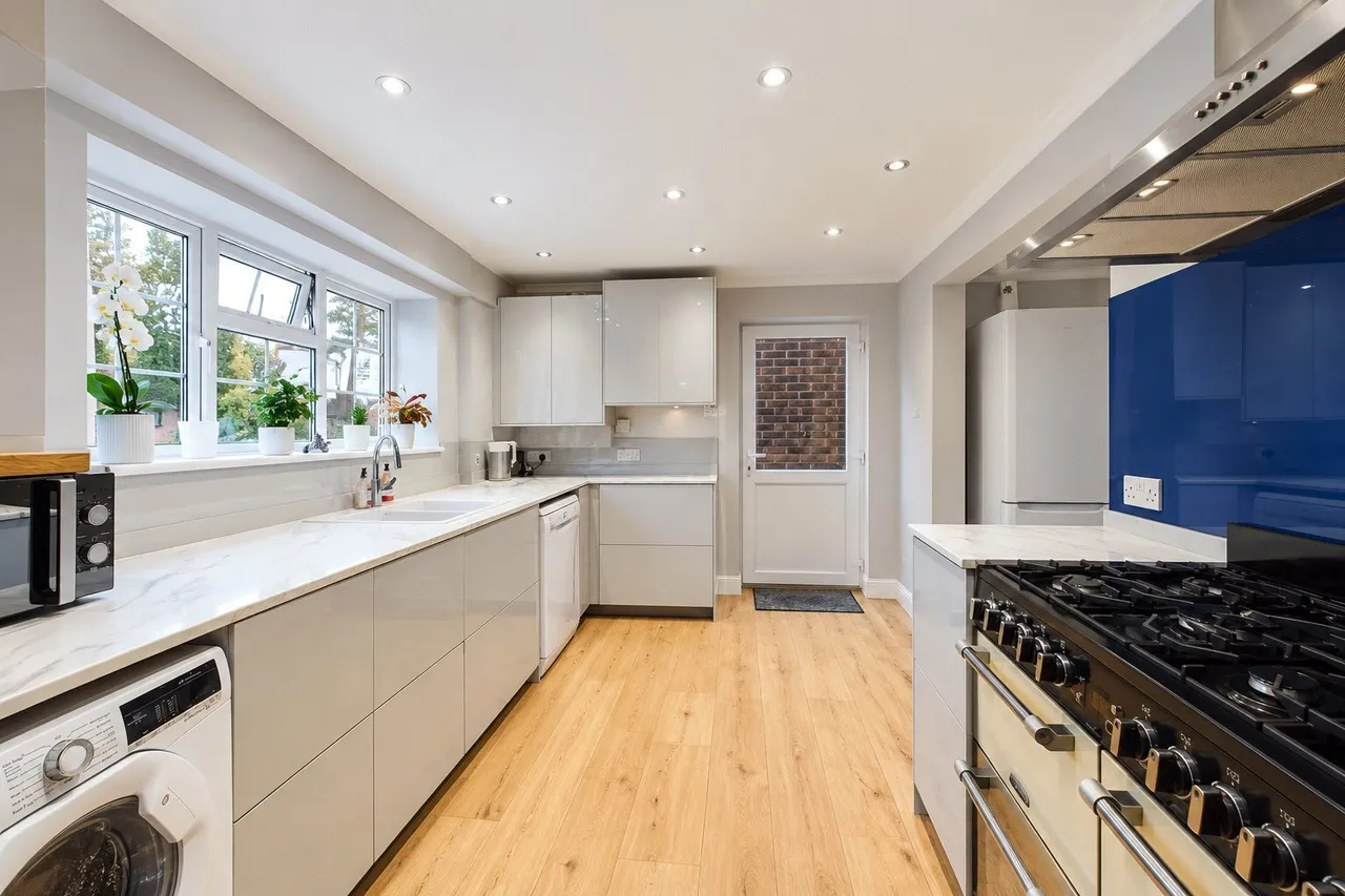 Longdown Road, Sandhurst, GU47, photo 2