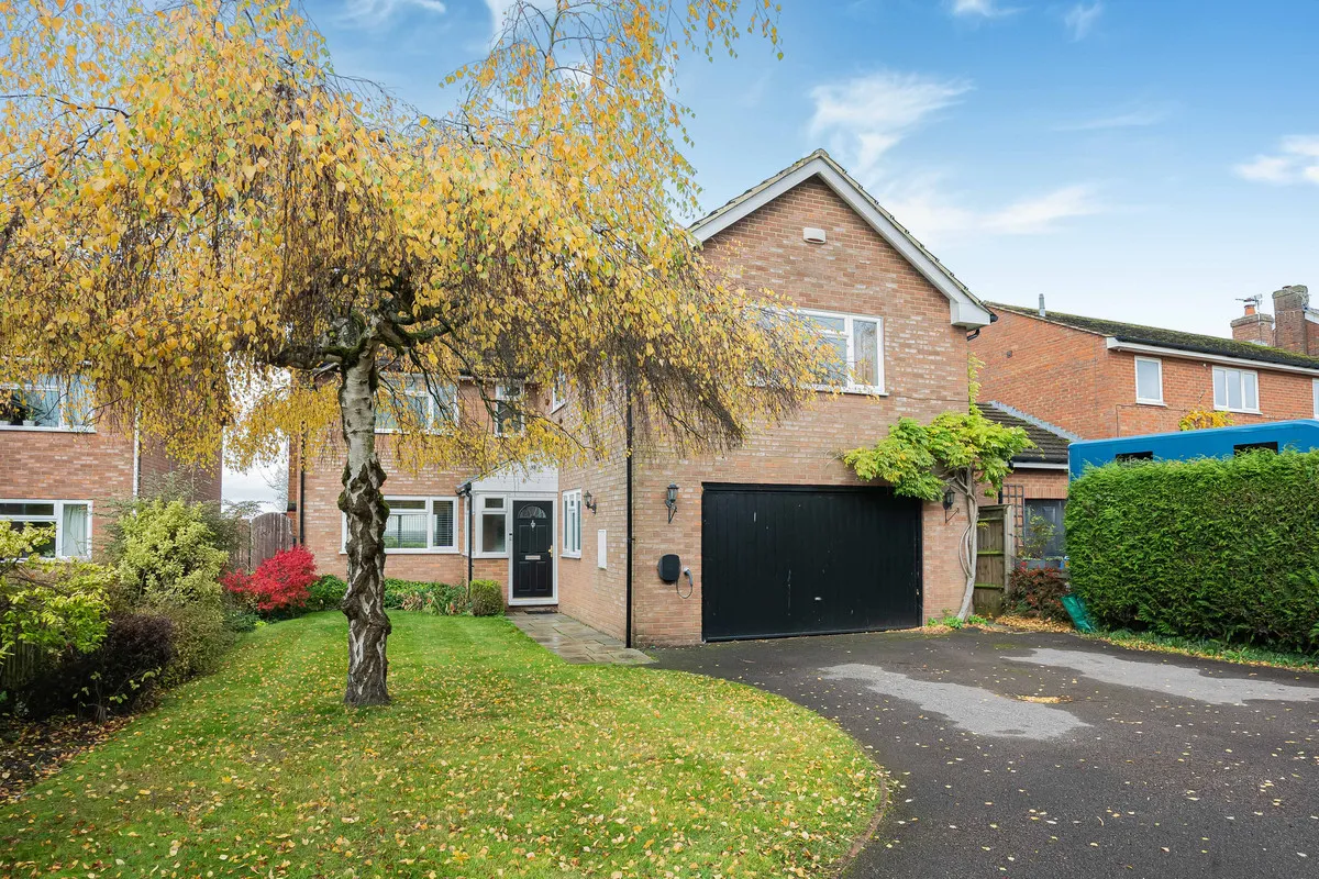 Grendon Road, Edgcott, photo 40