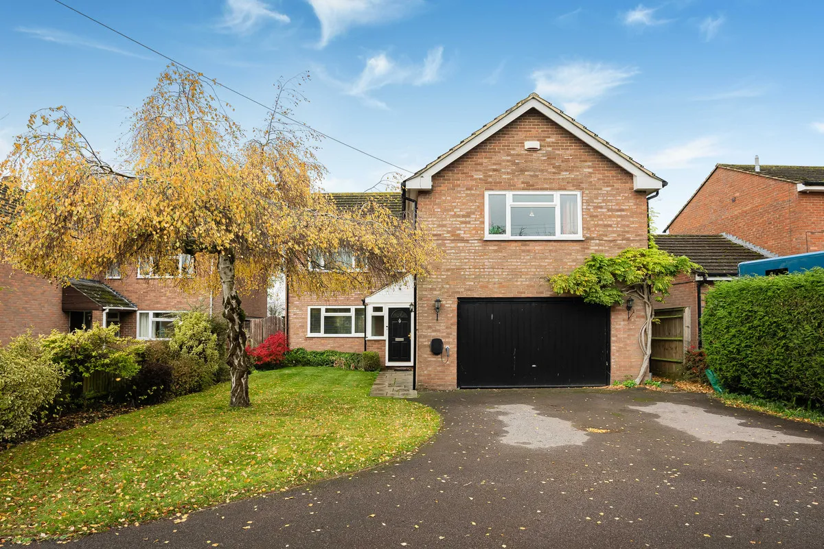 Grendon Road, Edgcott, photo 42