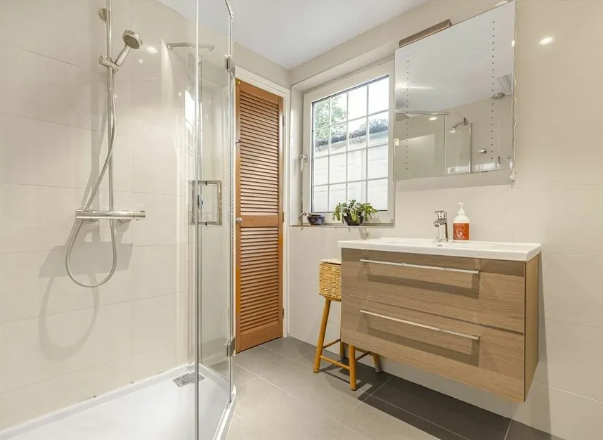 Rogers Road, Tooting, SW17, photo 12