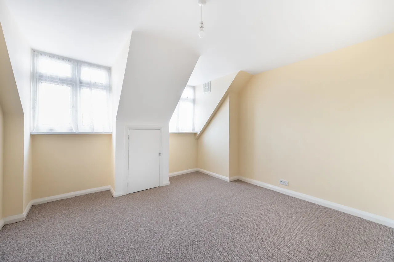 221a Watford Road, Harrow, photo 2