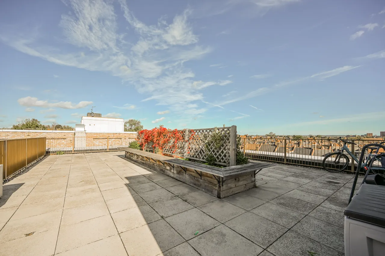 London, N17, photo 12
