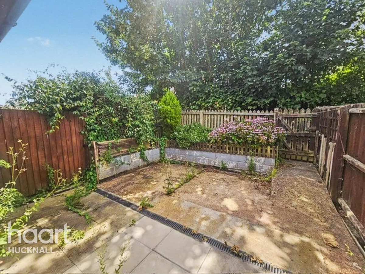 Wroughton Court, Nottingham, NG16, photo 6
