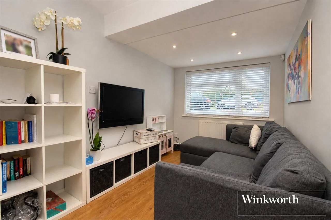 Anthony Road, Borehamwood, WD6, photo 4