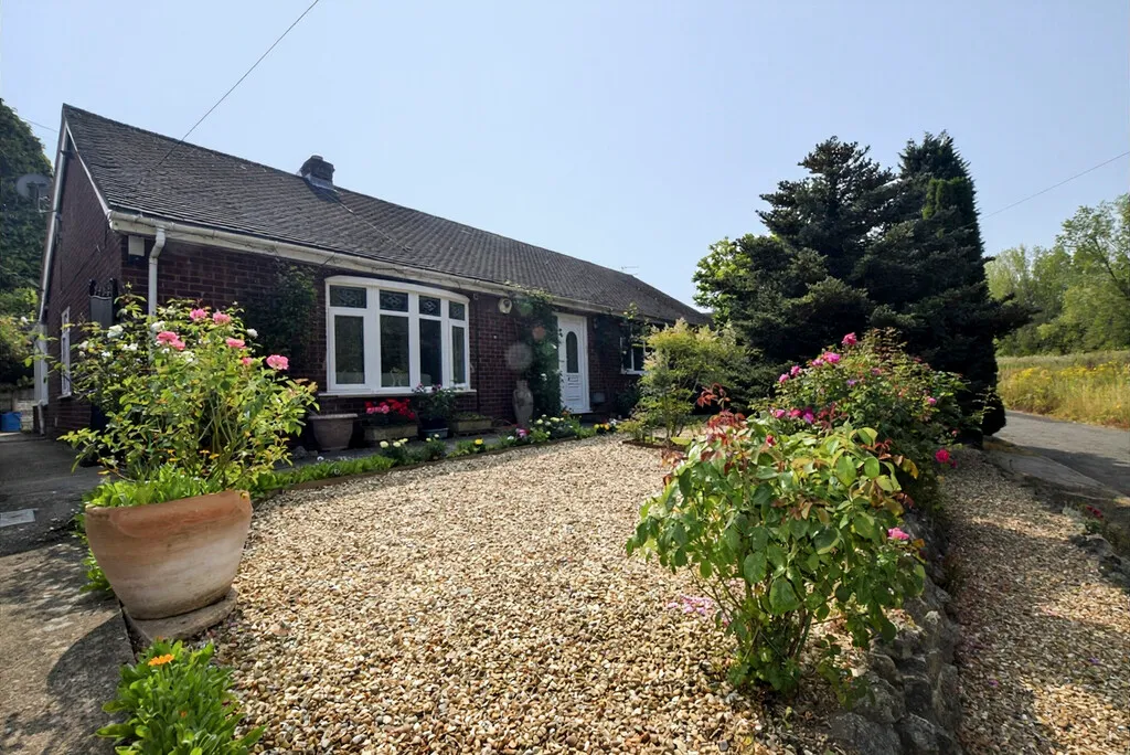 Shrubbery Road, Ketley Bank, photo 5