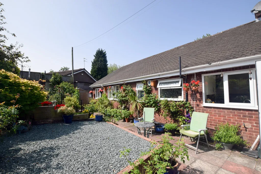 Shrubbery Road, Ketley Bank, photo 26