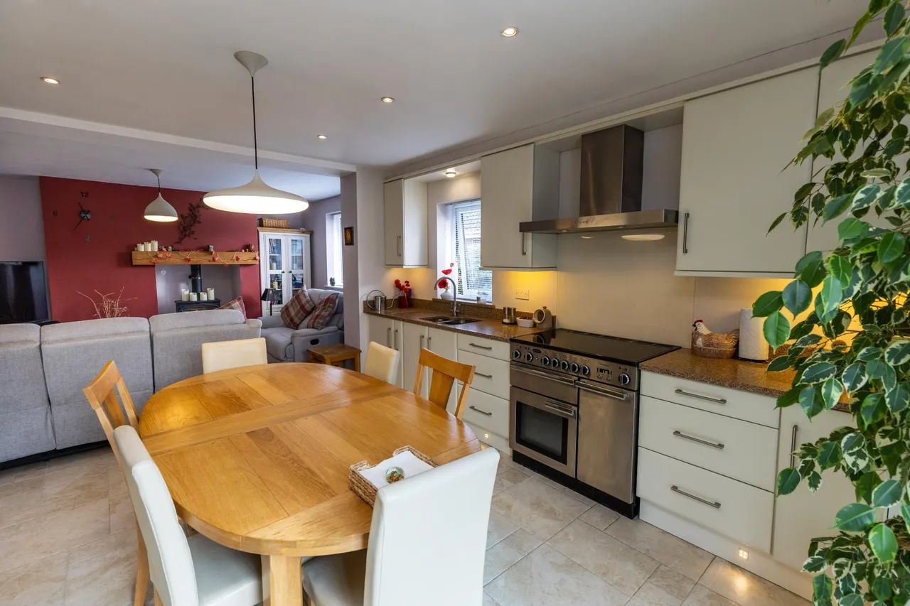 Linthorpe Road, Buckley, CH7, photo 7