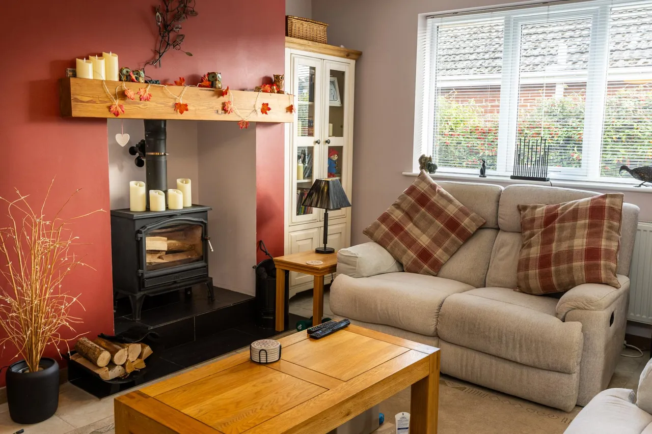 Linthorpe Road, Buckley, CH7, photo 4
