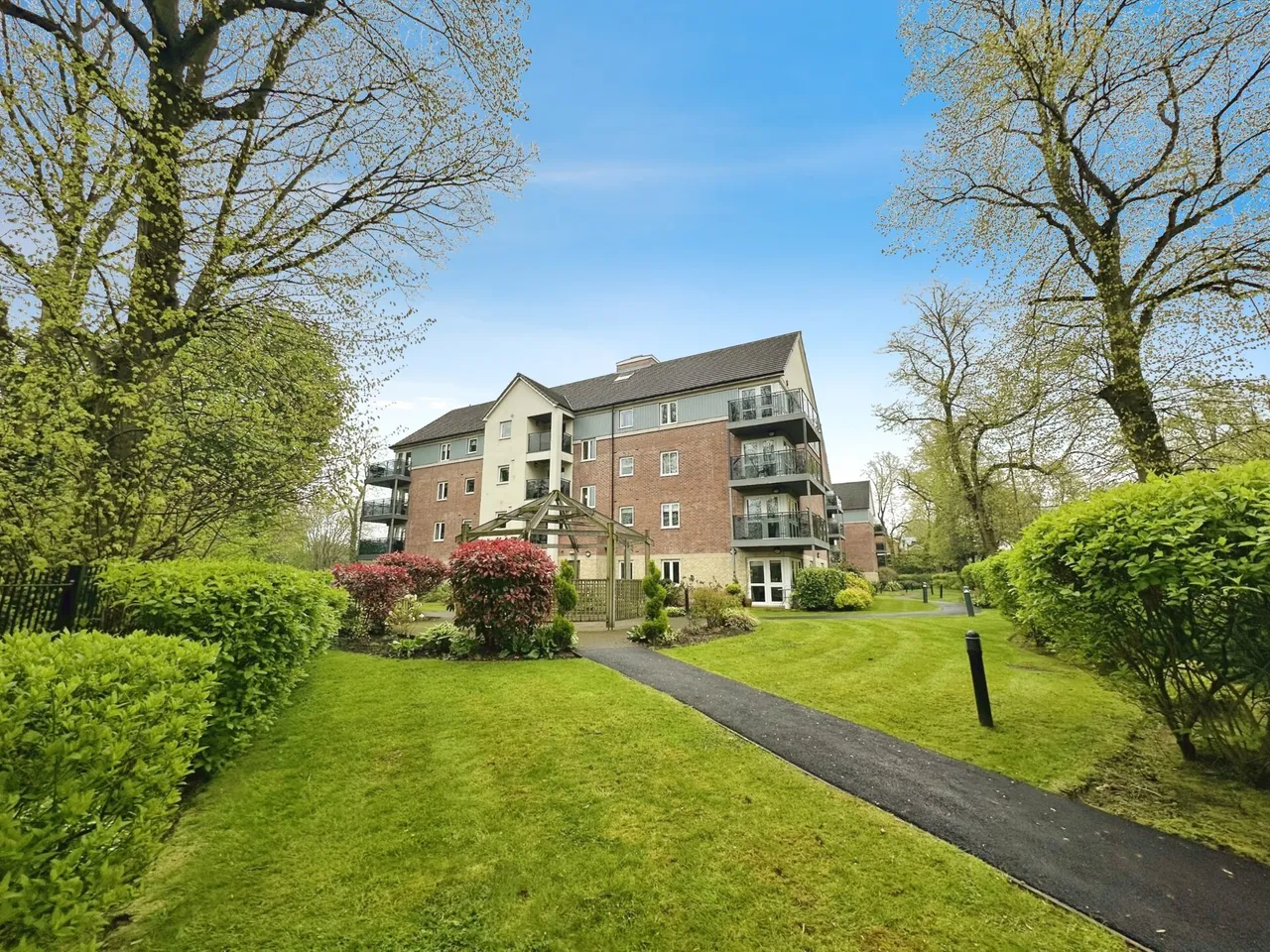 1 bed flat for sale, Park View Road, Prestwich, M25