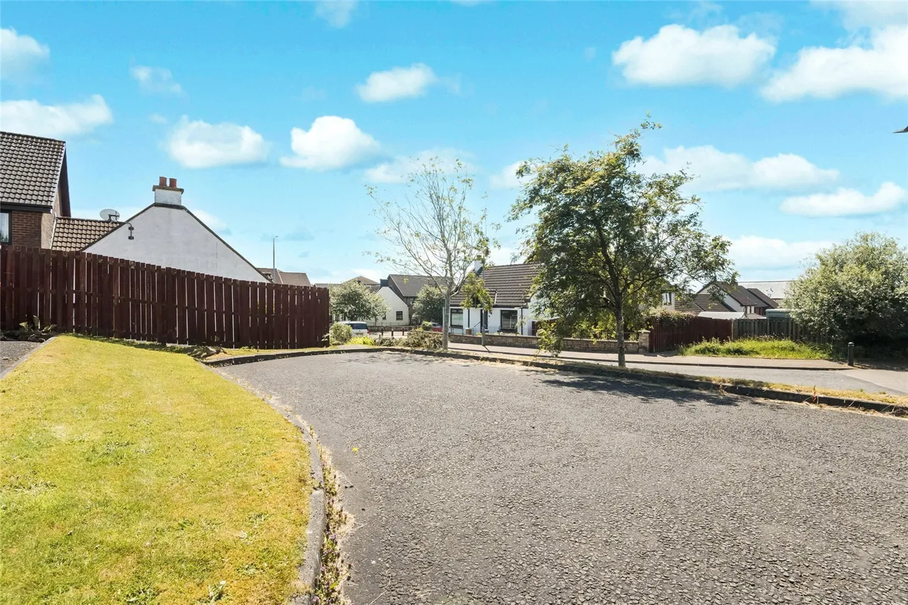 Glen Orchy Drive, Cumbernauld, Glasgow, North Lanarkshire, G68, photo 24