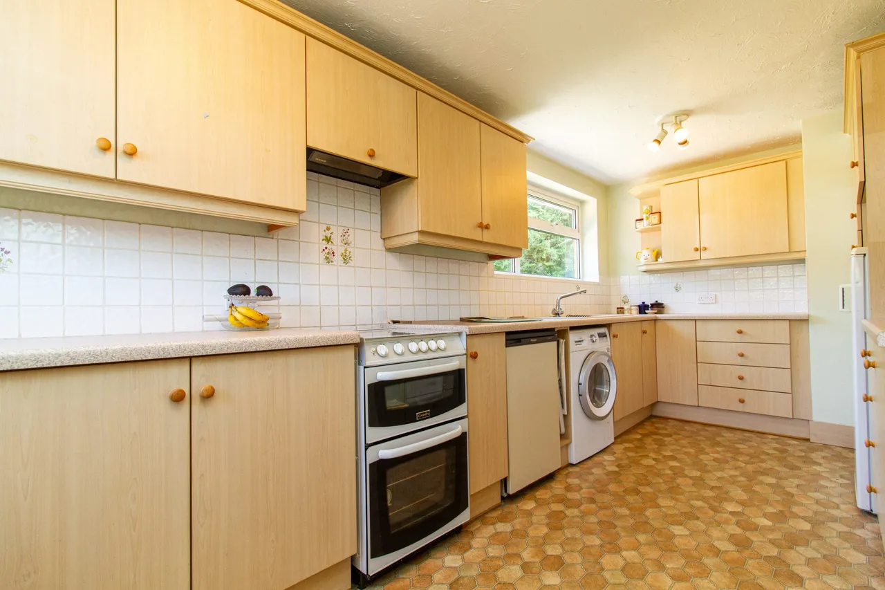 Regent Close, Fleet, GU51 3NS, photo 5