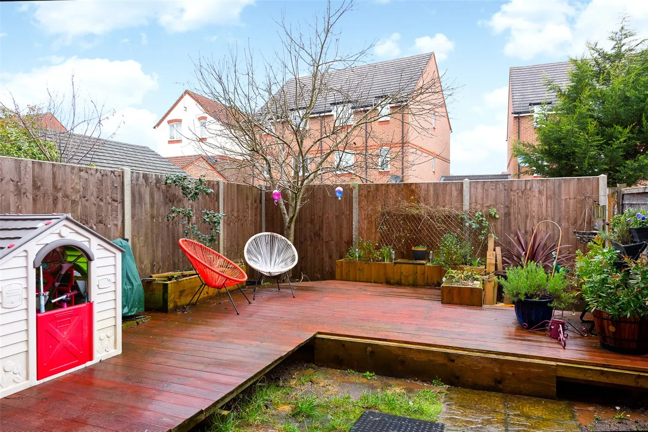 Woodland Walk, Aldershot, Hampshire, GU12 4FQ, photo 9